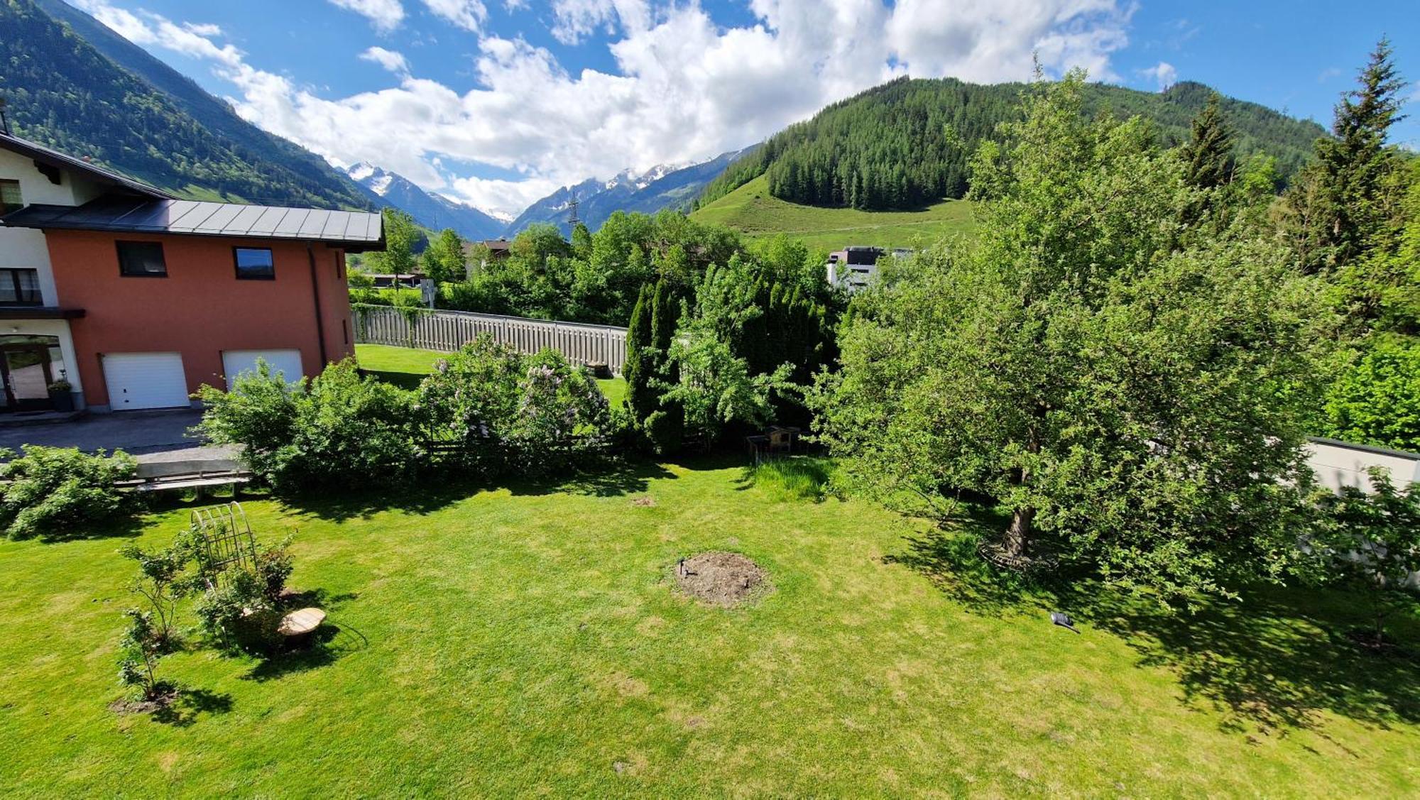 Alp Haus Grossglockner Apartment Bruck an der Grossglocknerstrasse Bagian luar foto