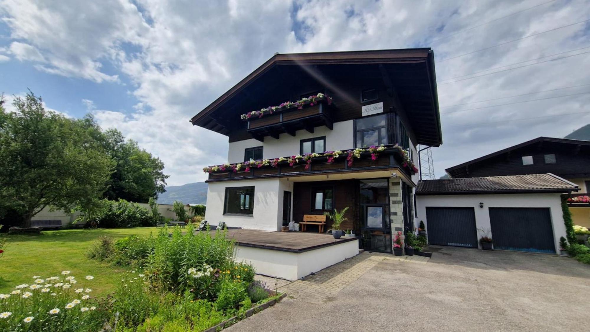 Alp Haus Grossglockner Apartment Bruck an der Grossglocknerstrasse Bagian luar foto