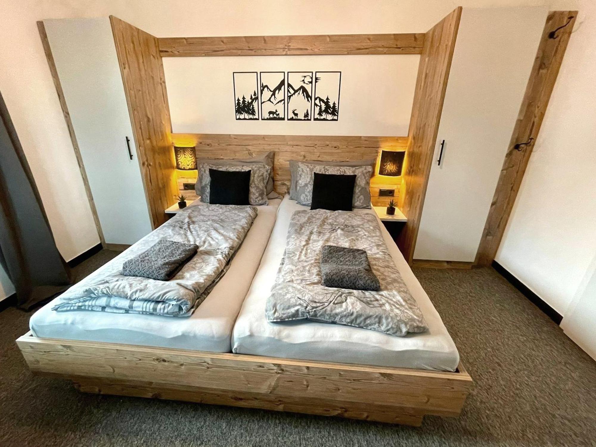 Alp Haus Grossglockner Apartment Bruck an der Grossglocknerstrasse Bagian luar foto